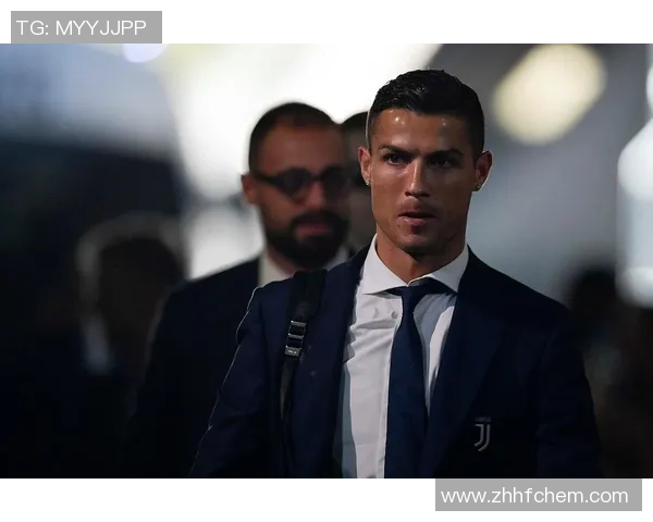 足球明星生日大全及其精彩瞬间图片欣赏带你领略球场传奇的辉煌岁月